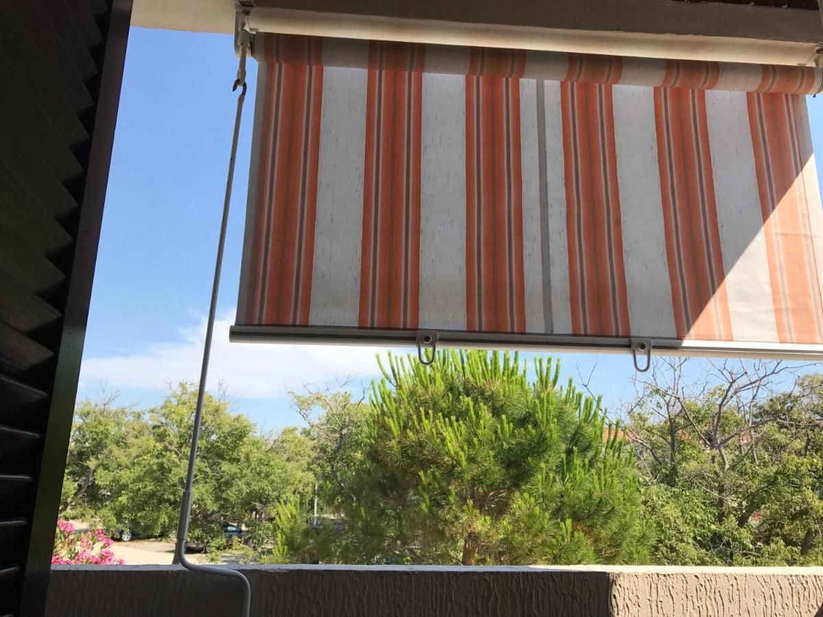 Jurisic Apartments ノヴァリャ エクステリア 写真