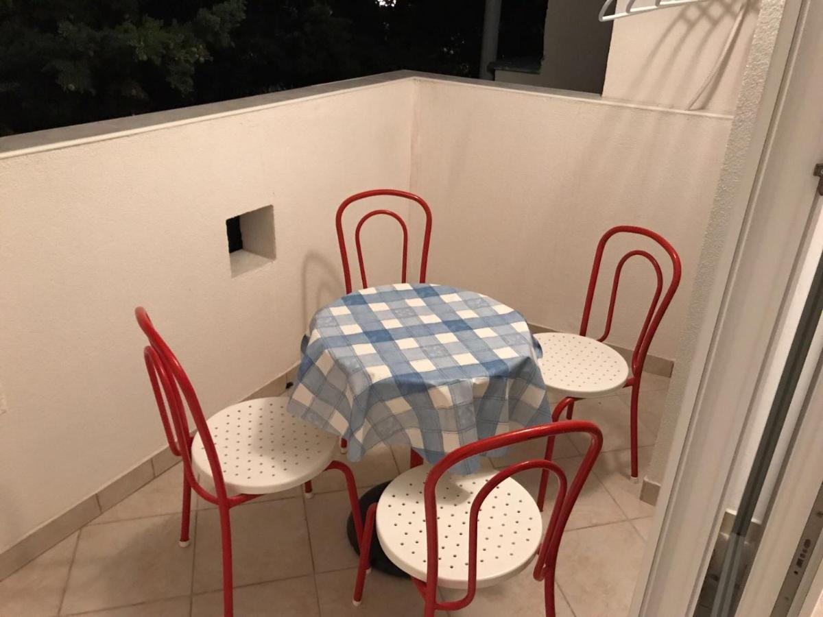 Jurisic Apartments ノヴァリャ エクステリア 写真