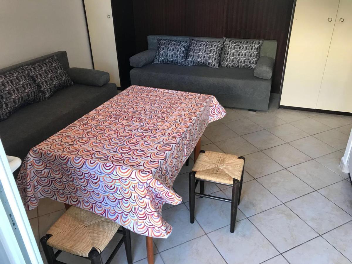 Jurisic Apartments ノヴァリャ エクステリア 写真