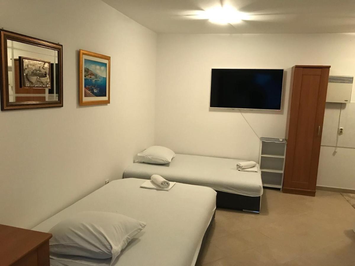 Jurisic Apartments ノヴァリャ エクステリア 写真